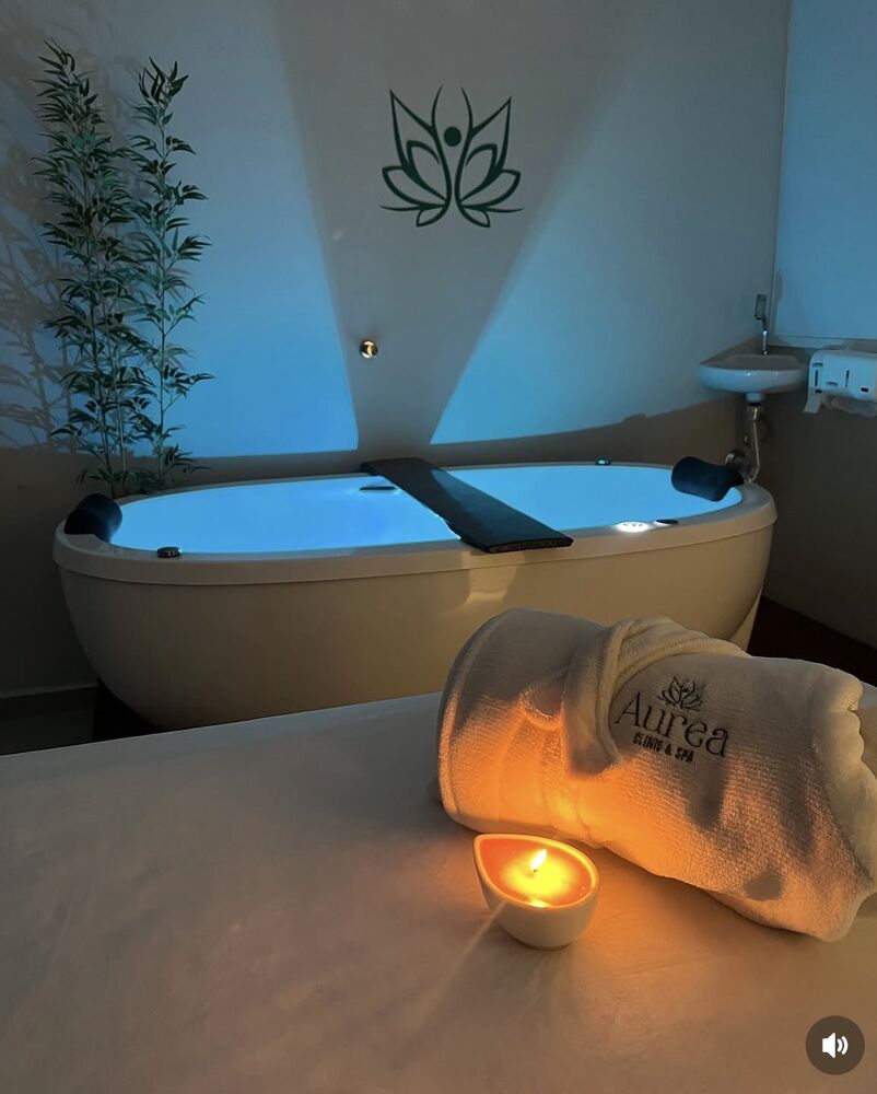 Banheira de hidromassagem do Aurea Spa Day